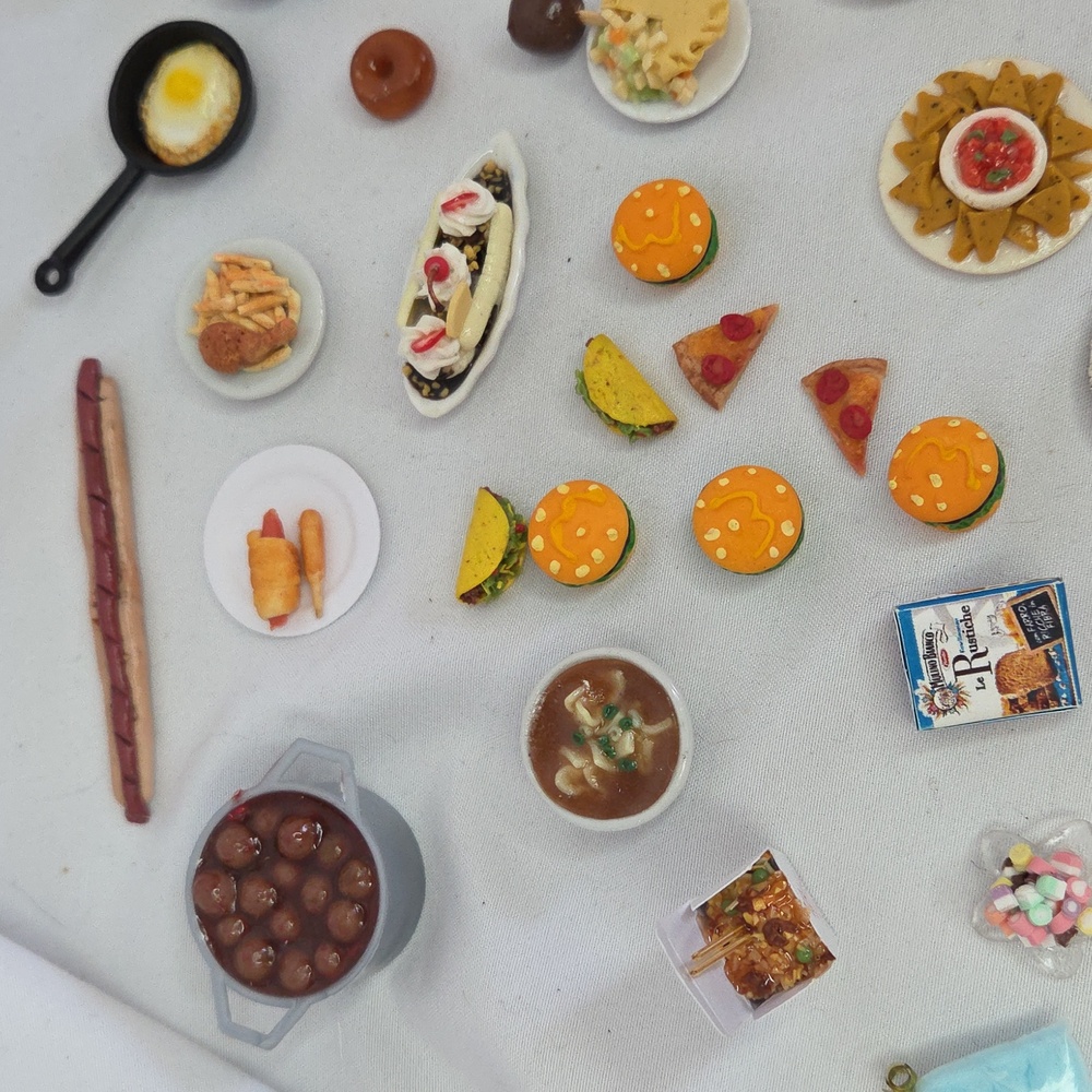 71 Piece Doll House Miniature Food Snack Dishes Lot - Picture 6 of 10